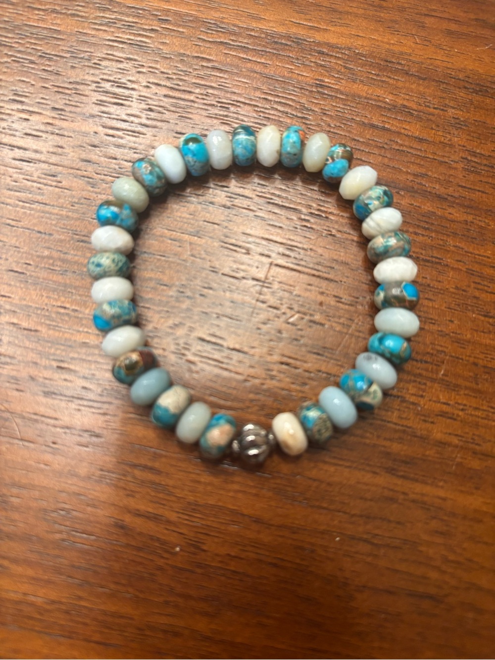 New stone Turquoise & White Beaded Stretch Bracelet
